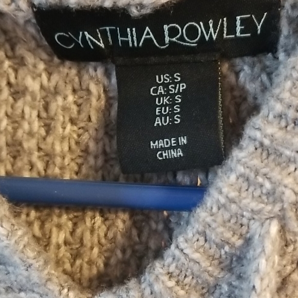 SUPER SOFT Cynthia Rowley! - Picture 2 of 6